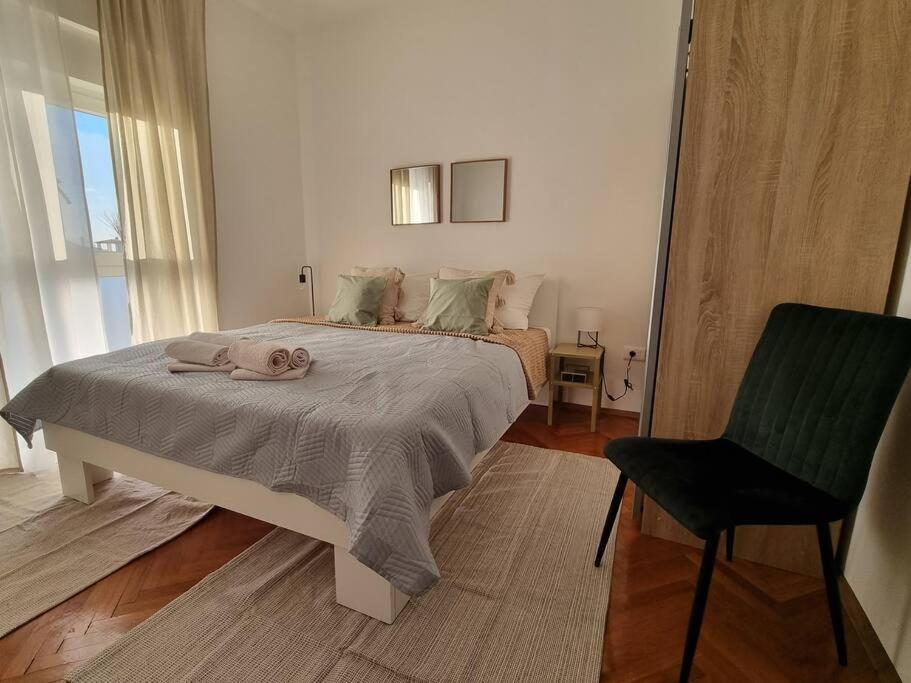 Chi Chi Apartment Pula Exterior photo